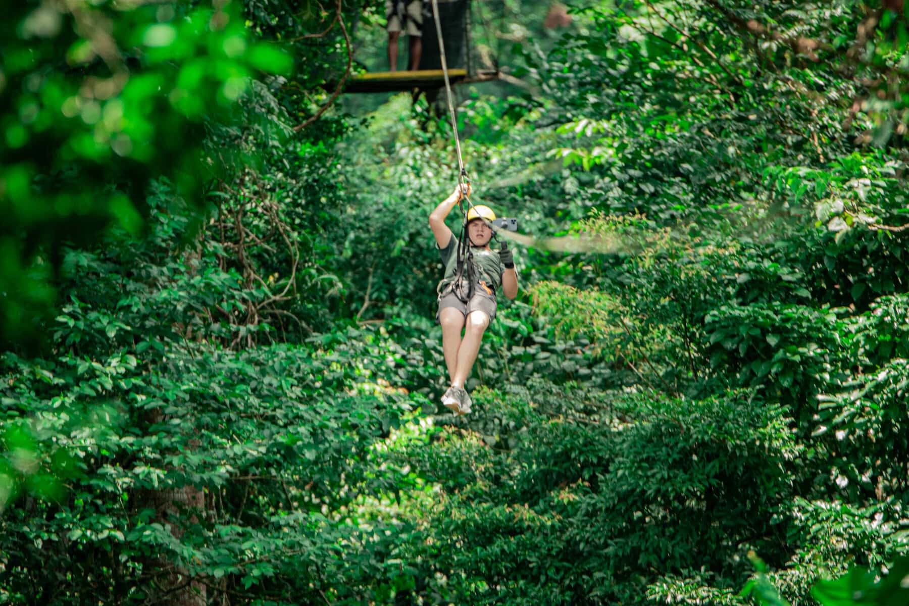 Front page 8 happy customer on canopy tour.jpg scaled