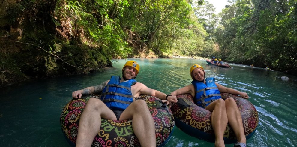 rio celeste tubing tour costa rica