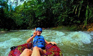 rapids in rio celeste costa rica