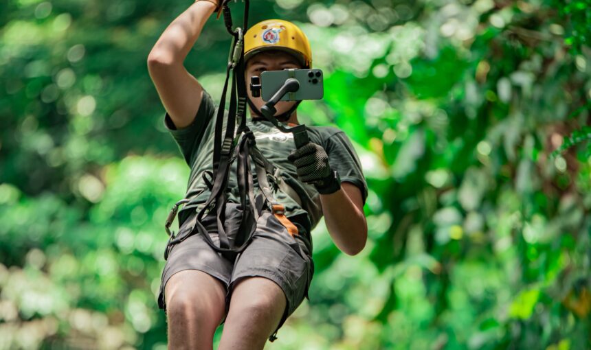 La guía definitiva para practicar tirolesa en Río Celeste (Consejos de un experto local)