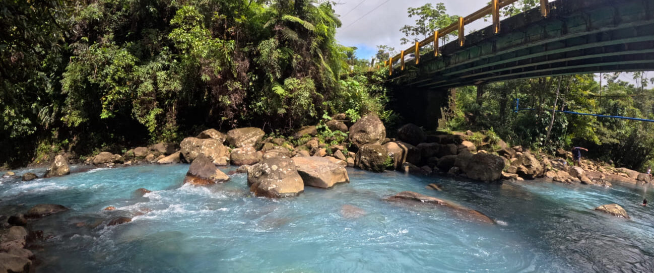 Die authentische Flucht eines Einheimischen: Der Naturpool Rio Celeste 1 rio celeste costa rica pool e1761188149846